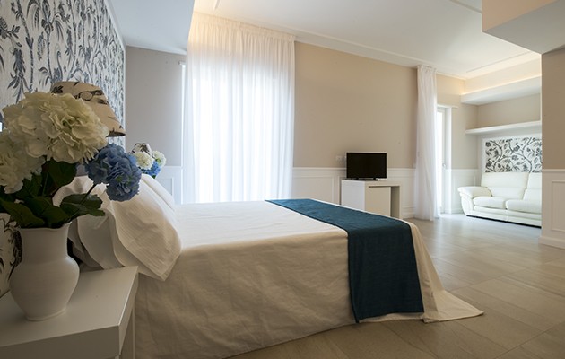 Bianco Riccio Suite Hotel