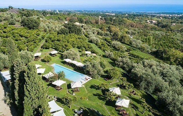 Monaci delle Terre Nere