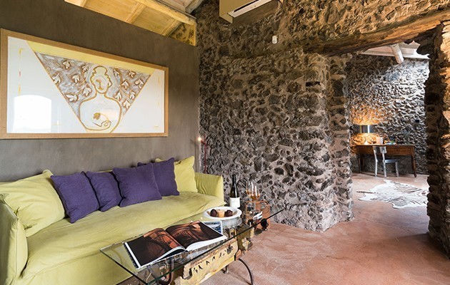 Monaci delle Terre Nere